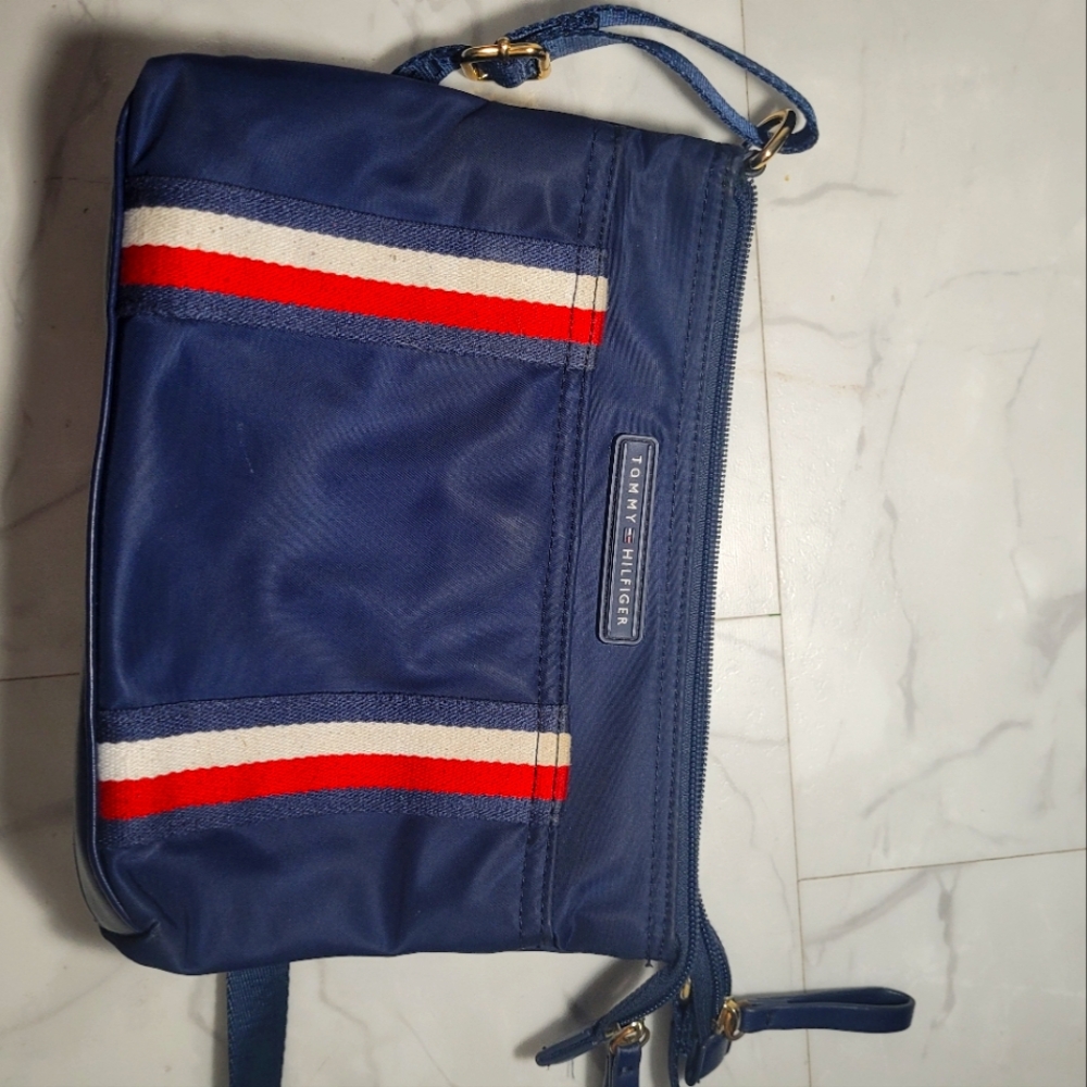 Blue white red purse